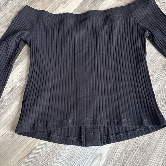 NWT H&M Off The Shoulder Long Sleeve Button Ribbed Shirt Size Medium - Picture 8 of 10